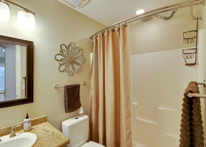 Golf & Hike: Family W/ Patio In Glendale * Phoenix